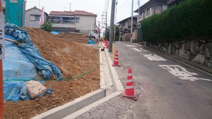 箕面市桜井3丁目道路　U字側溝